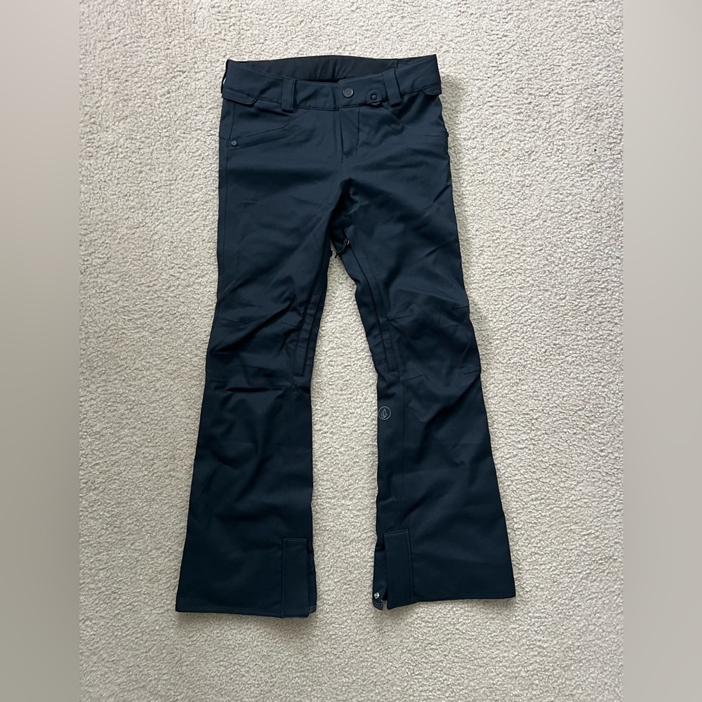 Women’s volcom snow pant